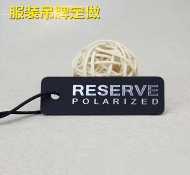廠家定做服裝吊牌 歐美燙銀吊牌標簽 印刷兒童飾品 小吊牌標簽 高檔男女裝吊牌定做 內衣掛卡 合格證標簽印刷 單張吊牌 牛皮紙吊牌 衣服吊牌歡迎咨詢